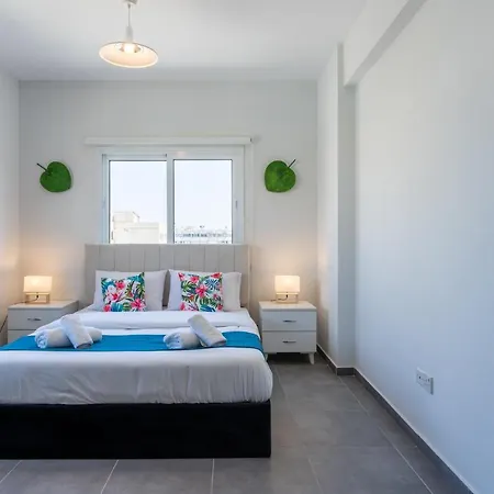 Diamond's 2-bedroom In Larnaca