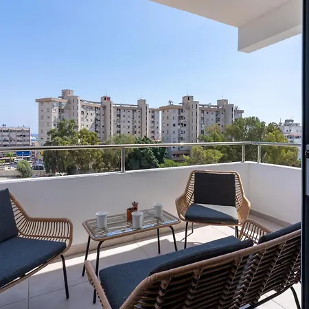 Diamond's 2-bedroom In