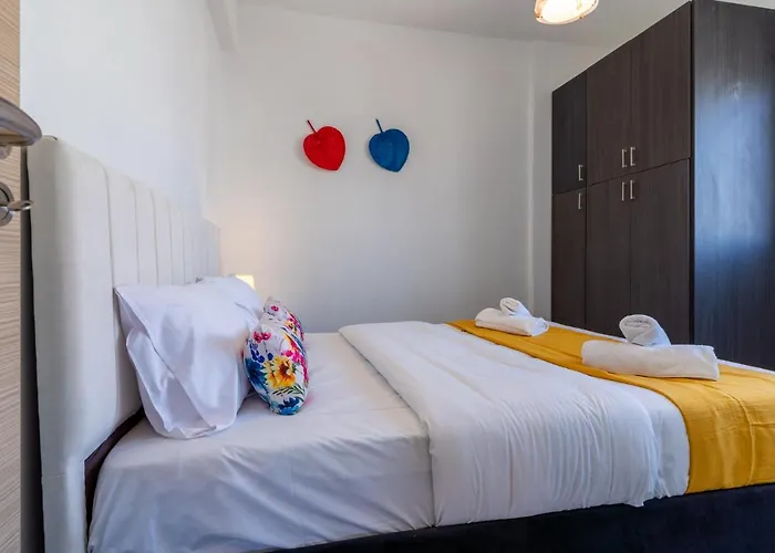 Diamond's 2-bedroom In ラルナカ